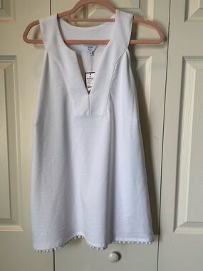 # NWT crown & ivy 3X White Sleeveless Halter Style Top with Pompom Trim